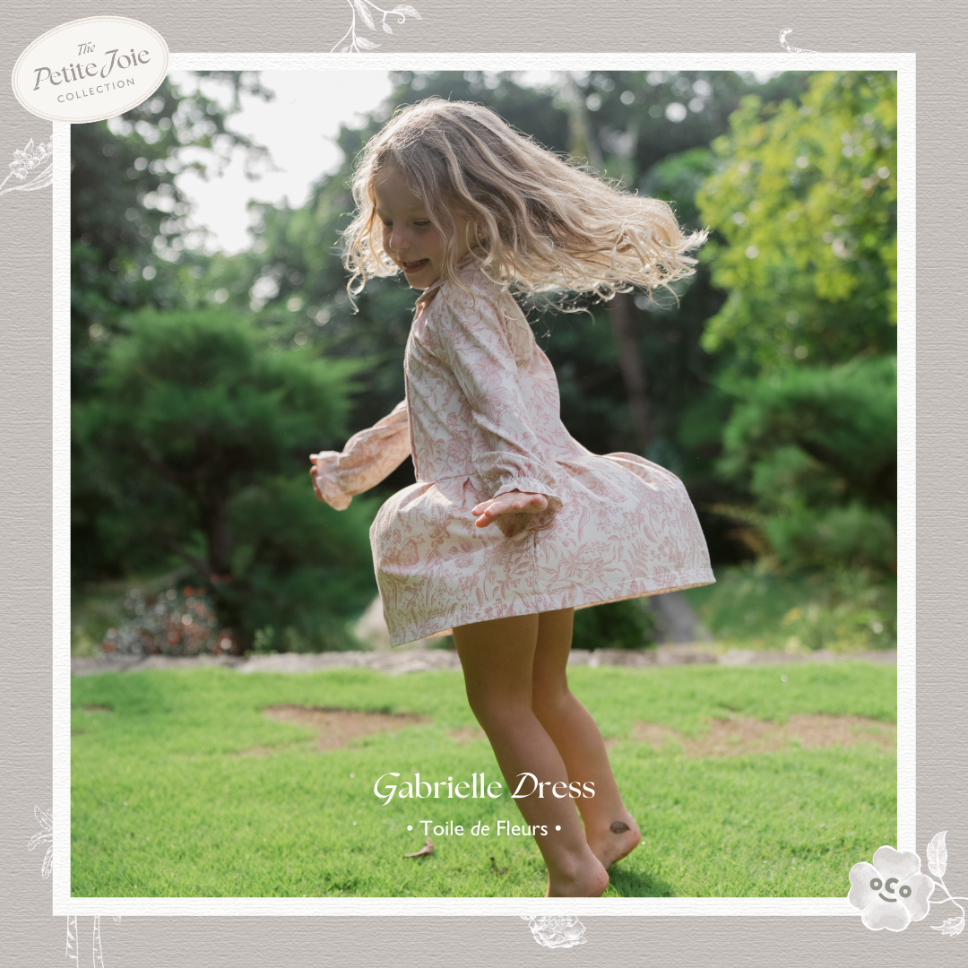 Gabrielle Dress in Toile De Fleurs