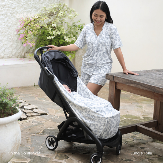 On The Go Blanket in Jungle Toile