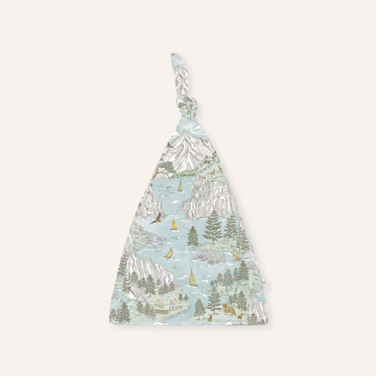 Knotted Hat in By the Coast