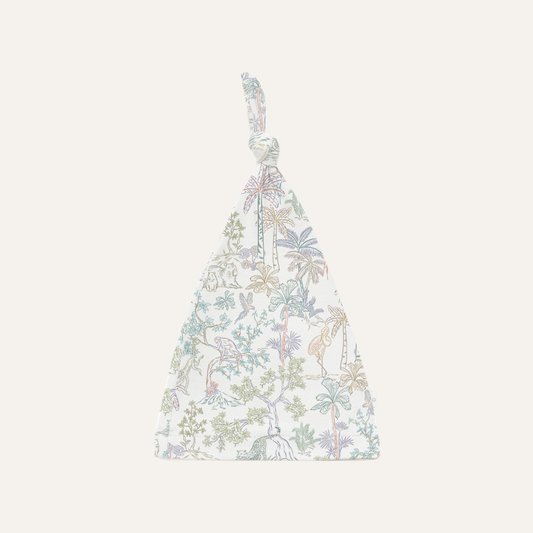 Knotted Hat in Rainbow Tropics