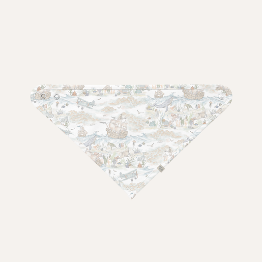 Triangle Bib in Salt Air
